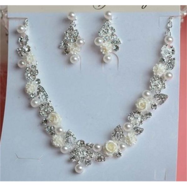 crystal diamond crystal pearl weddding bride lady's set necklace earings up-market gift bb, Silver
crystal diamond crystal pearl weddding bride lady's set necklace earings up-market gift bb, Silver