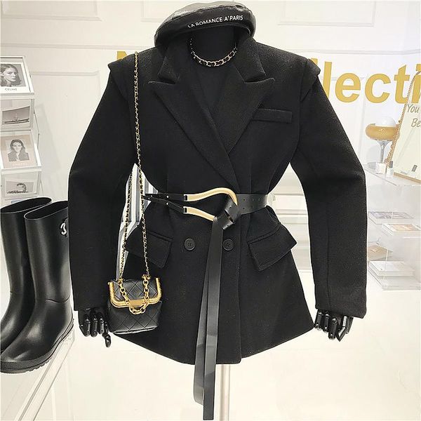 woolen suit coat women's autumn/winter 2021 new retro temperament slim waist fashionable black coat, White;black
woolen suit coat women's autumn/winter 2021 new retro temperament slim waist fashionable black coat, White;black