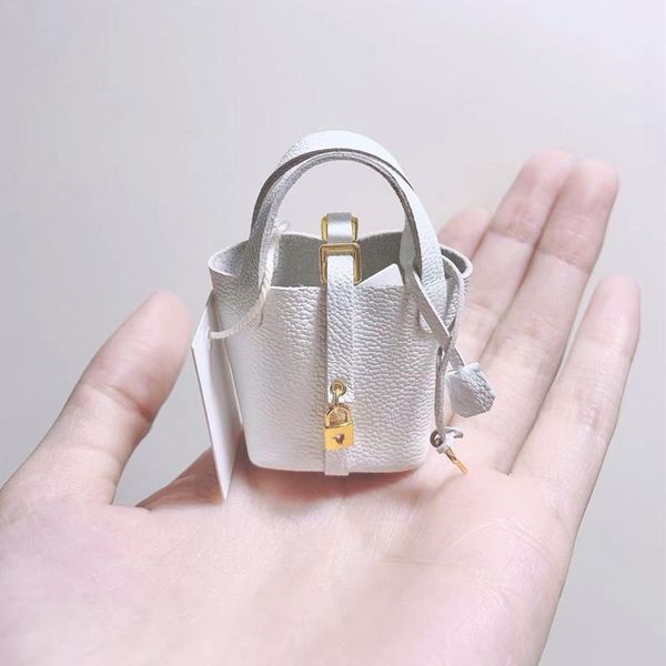 keychains trendy leather bag pendant mini picotin lock charm handmade genuine sheepskin luxury handbag ornament gift, Silver
keychains trendy leather bag pendant mini picotin lock charm handmade genuine sheepskin luxury handbag ornament gift, Silver