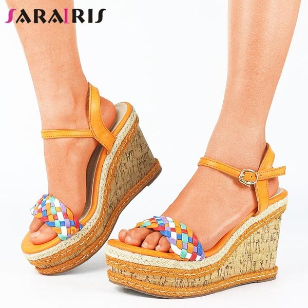 sarairis new fashion female classic retro sandals 2021 summer sandals women platform wedges high heels colorful shoes woman, Black
sarairis new fashion female classic retro sandals 2021 summer sandals women platform wedges high heels colorful shoes woman, Black