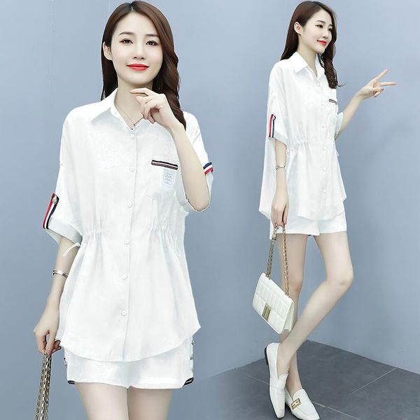 women's tracksuits 2021 fashion single breasted shirts+ wide-legged shorts suits the female summer casual two-piece outfits, Gray
women's tracksuits 2021 fashion single breasted shirts+ wide-legged shorts suits the female summer casual two-piece outfits, Gray