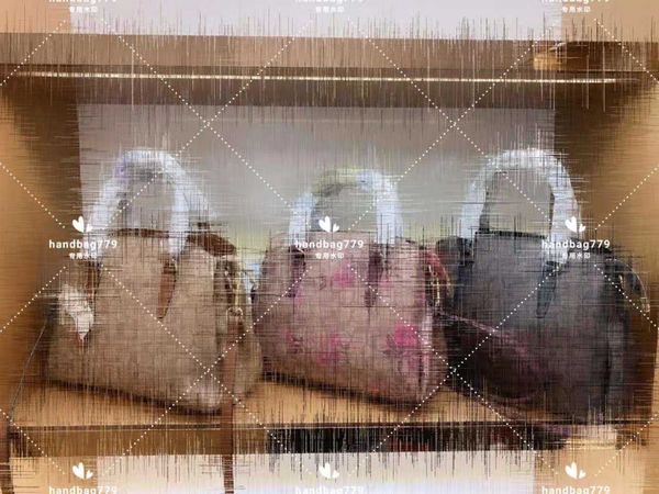 designer luxury bag retro tote s monogrammed print pillow large volume spacer inside makeup one shoulder slanting cross 28cm women's le
designer luxury bag retro tote s monogrammed print pillow large volume spacer inside makeup one shoulder slanting cross 28cm women's le