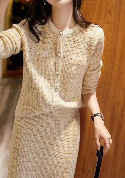 women's knits & tees suit autumn 2021 temperament cardigan + slim bag skirt wool and cashmere knitted two-piece, White
women's knits & tees suit autumn 2021 temperament cardigan + slim bag skirt wool and cashmere knitted two-piece, White
