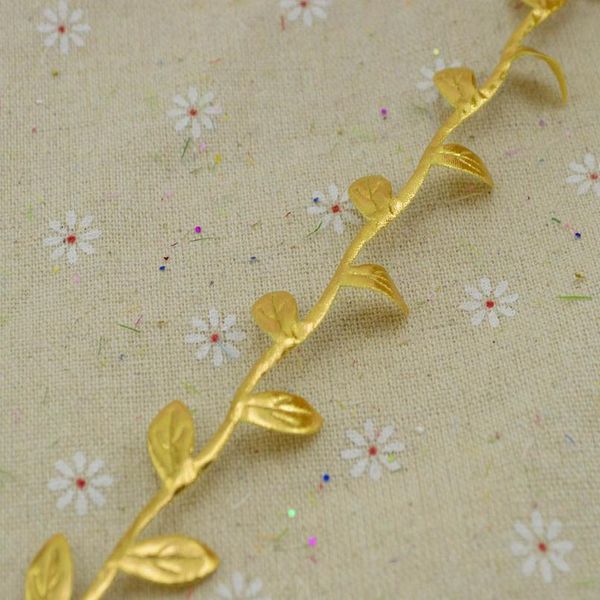 10 meter silk leaf-shaped handmake artificial green leaves for wedding decoration diy wreath gift scrapbooking craft fak jllthd
10 meter silk leaf-shaped handmake artificial green leaves for wedding decoration diy wreath gift scrapbooking craft fak jllthd
