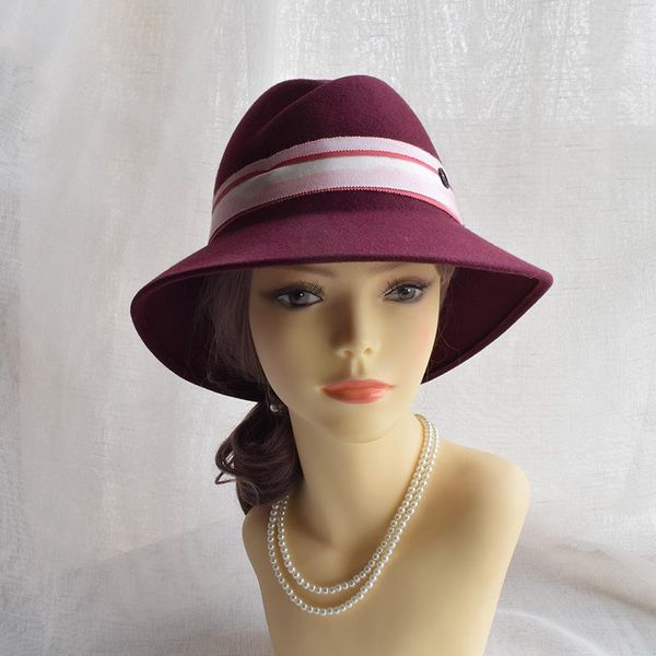 wide brim hats 2021 autumn fedoras for women wool belt chapeu fedora homemvintage panama jazz cap with a, Blue;gray
wide brim hats 2021 autumn fedoras for women wool belt chapeu fedora homemvintage panama jazz cap with a, Blue;gray