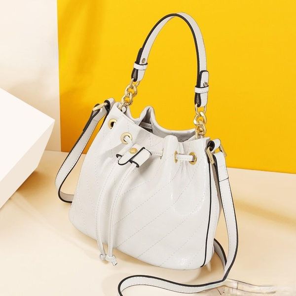 evening bags messenger bag women's 2021 fashion one shoulder handbag large capacity simple bucket
evening bags messenger bag women's 2021 fashion one shoulder handbag large capacity simple bucket