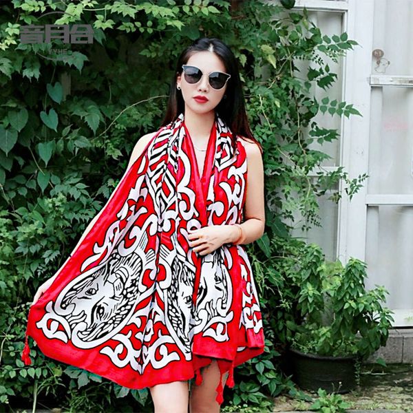 2020 spring and summer ethnic style long women's travel scarf new beach towel sunscreen shawl, Blue;black
2020 spring and summer ethnic style long women's travel scarf new beach towel sunscreen shawl, Blue;black