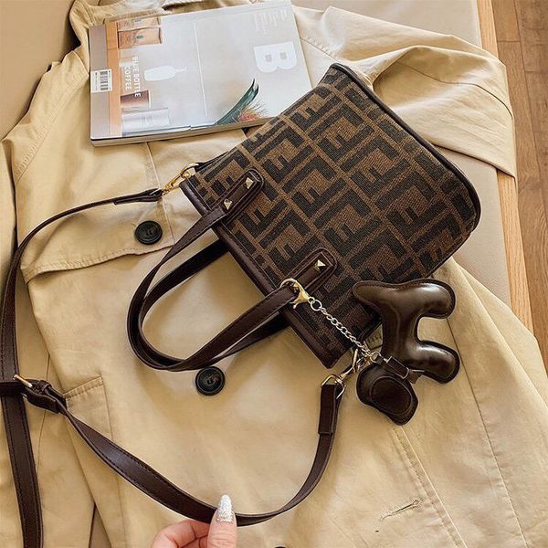 bag women printing fashion bucket trend one shoulder messenger bag vegetable basket luxuryss designerss yw
bag women printing fashion bucket trend one shoulder messenger bag vegetable basket luxuryss designerss yw