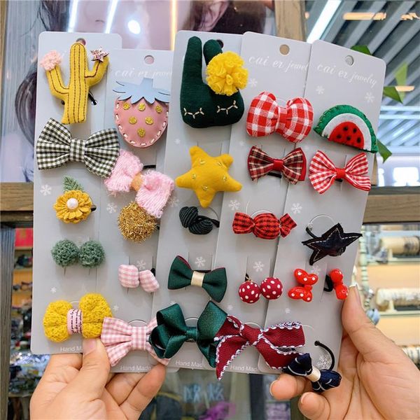 5 pcs/set children's hair accessories korean fashion cute baby handmade fabric bow star rubber band duckbill clip, Slivery;white
5 pcs/set children's hair accessories korean fashion cute baby handmade fabric bow star rubber band duckbill clip, Slivery;white
