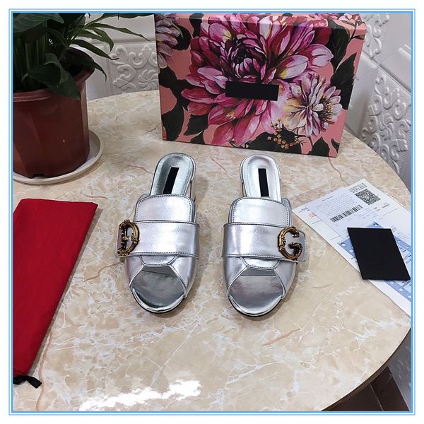 fashion trend women slippers with original box dust bag shoes slippers true leather slide spring and summer wide flat sandals slipper size 3, Black
fashion trend women slippers with original box dust bag shoes slippers true leather slide spring and summer wide flat sandals slipper size 3, Black