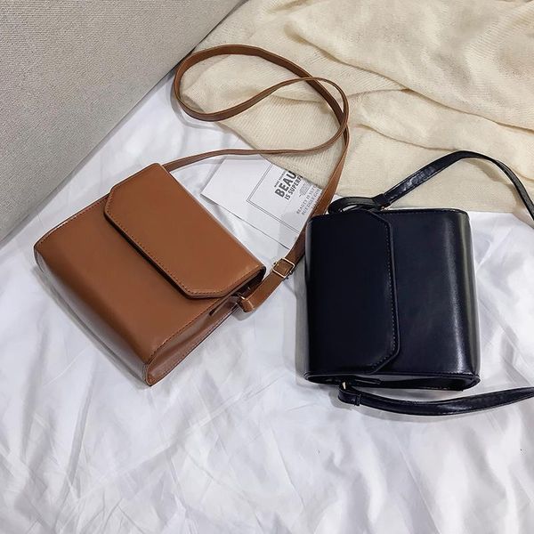 on the new small bag women's bag new tide korean version of simple and versatile fashion 2021 ladies shoulder messenger
on the new small bag women's bag new tide korean version of simple and versatile fashion 2021 ladies shoulder messenger