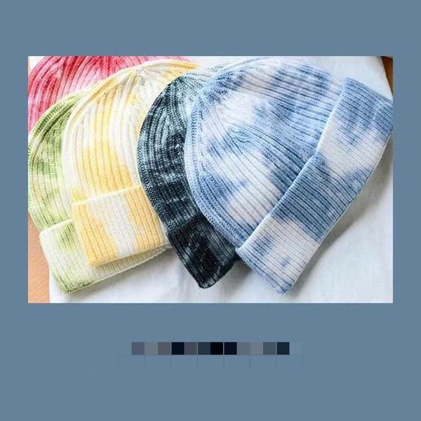 2021 new autumn and winter men's and women's fashion hip hop tie dye knitted small round short hat retro warm casual cold hat
2021 new autumn and winter men's and women's fashion hip hop tie dye knitted small round short hat retro warm casual cold hat