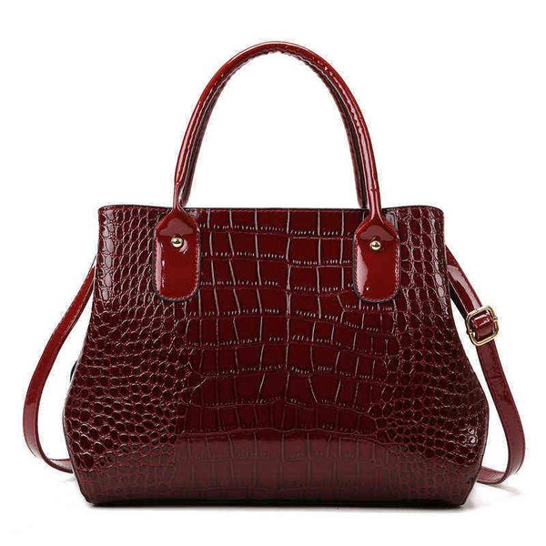 pattern large capacity child mother multi piece set fashion women's bag embossed shoulder hand
pattern large capacity child mother multi piece set fashion women's bag embossed shoulder hand