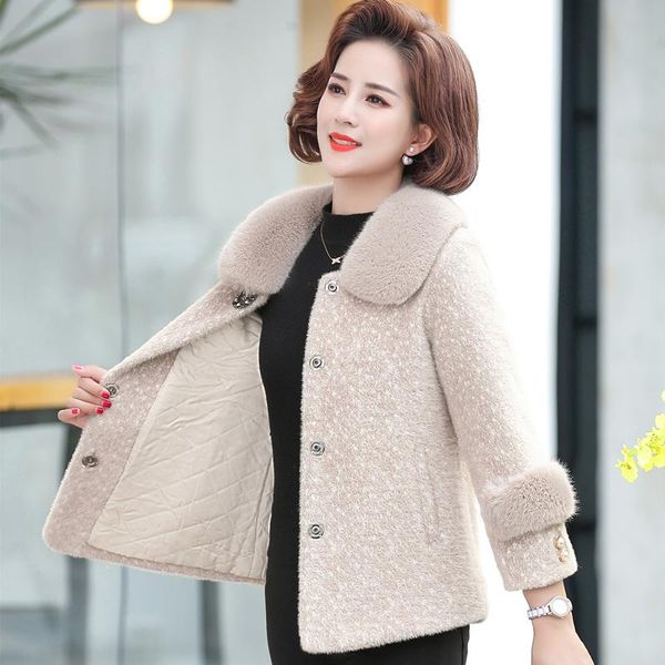 mom autumn winter outwear mink velvet jacket short 2021 new middle elderly large size 5xl detachable fur collar thick warm coat, Black
mom autumn winter outwear mink velvet jacket short 2021 new middle elderly large size 5xl detachable fur collar thick warm coat, Black