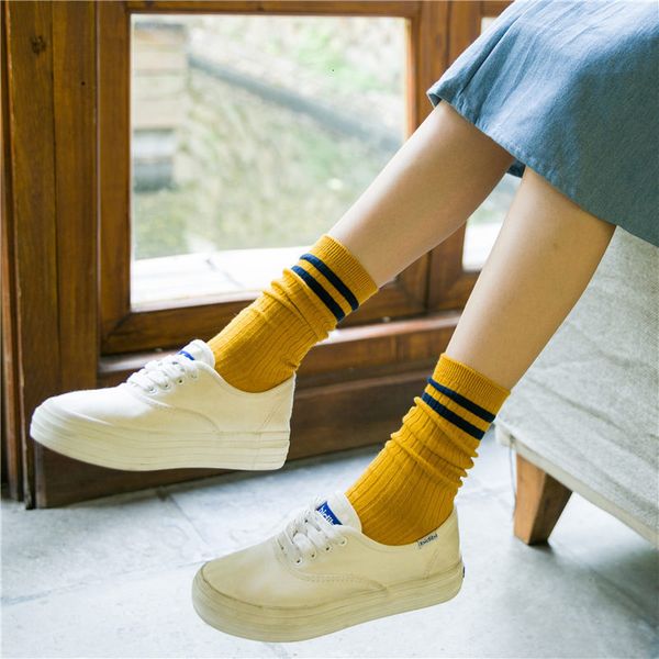 autumn and winter women' college style all cotton vertical stripe double needle middle tube pile socks candy color, Red;black
autumn and winter women' college style all cotton vertical stripe double needle middle tube pile socks candy color, Red;black