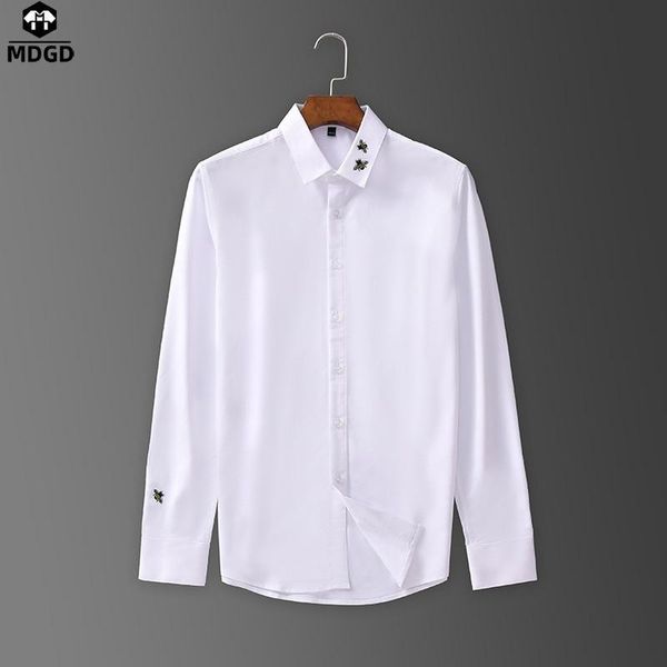 men's casual shirts bee embroidery shirt 2021 autumn long sleeve slim fit social business dress streetwear male clothing, White;black
men's casual shirts bee embroidery shirt 2021 autumn long sleeve slim fit social business dress streetwear male clothing, White;black