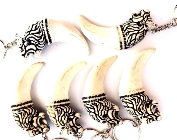 12 pcs punk style keychain jewelry lion amulet key ring jewelry, Slivery;golden
12 pcs punk style keychain jewelry lion amulet key ring jewelry, Slivery;golden
