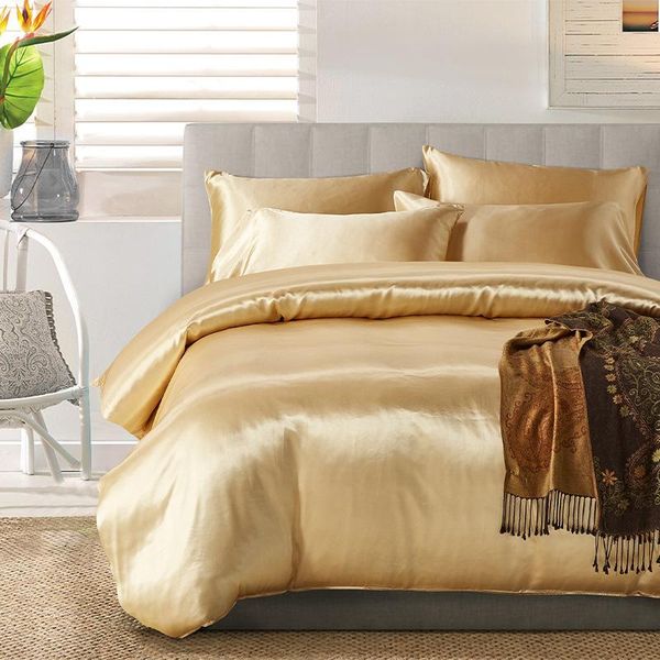 bedding sets summer silk set luxury duvet cover comforter with pillowcases for home quality solid color bed
bedding sets summer silk set luxury duvet cover comforter with pillowcases for home quality solid color bed