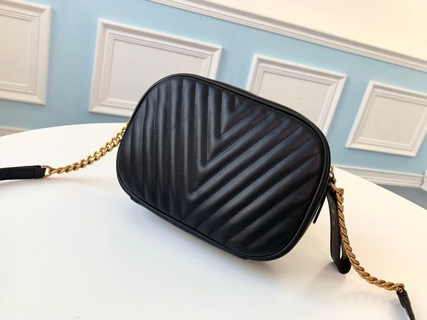 the new camera bag m53682 ladies shoulder bag with leather and chain straps smooth calfskin microfiber lining0, Black
the new camera bag m53682 ladies shoulder bag with leather and chain straps smooth calfskin microfiber lining0, Black