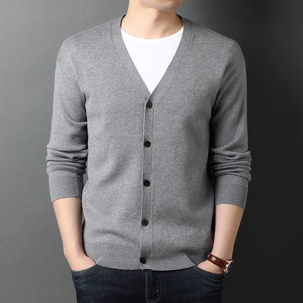 spring and autumn men's long sleeved cardigan sweater, zhongqing slim fit et, korean fashion sweater, Black
spring and autumn men's long sleeved cardigan sweater, zhongqing slim fit et, korean fashion sweater, Black