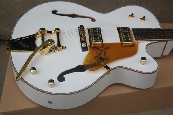 new style,china custom jazz electric guitar,f hollow body white color jazz gitaar,custom guitarra,real ps
new style,china custom jazz electric guitar,f hollow body white color jazz gitaar,custom guitarra,real ps