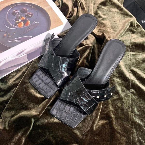 slippers 2021 ins women crystal shoes woman fashion high heels genuine leather unique design summer slides ladies, Black
slippers 2021 ins women crystal shoes woman fashion high heels genuine leather unique design summer slides ladies, Black