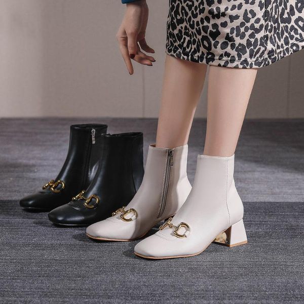 boots boot lady autumn/winter 2021 horse bit buckle square toe thick heel white side zipper low, Black
boots boot lady autumn/winter 2021 horse bit buckle square toe thick heel white side zipper low, Black