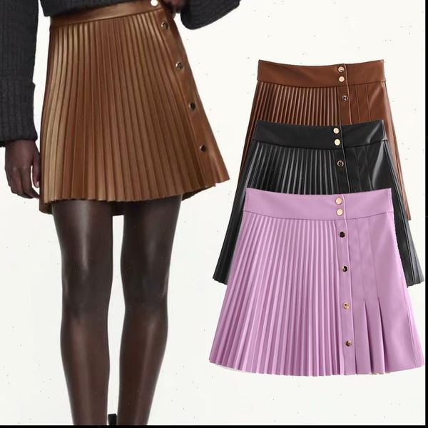za 2020 women pleated leatherette mini skirt front metal snap button skirts female elegant faux leather short skirt, Black
za 2020 women pleated leatherette mini skirt front metal snap button skirts female elegant faux leather short skirt, Black