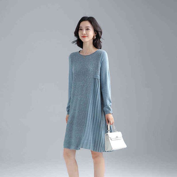 casual dresses early autumn round neck pullover knitted 2022 korean version solid color loose jacquard women's pleated bottom skirt, Black;gray
casual dresses early autumn round neck pullover knitted 2022 korean version solid color loose jacquard women's pleated bottom skirt, Black;gray