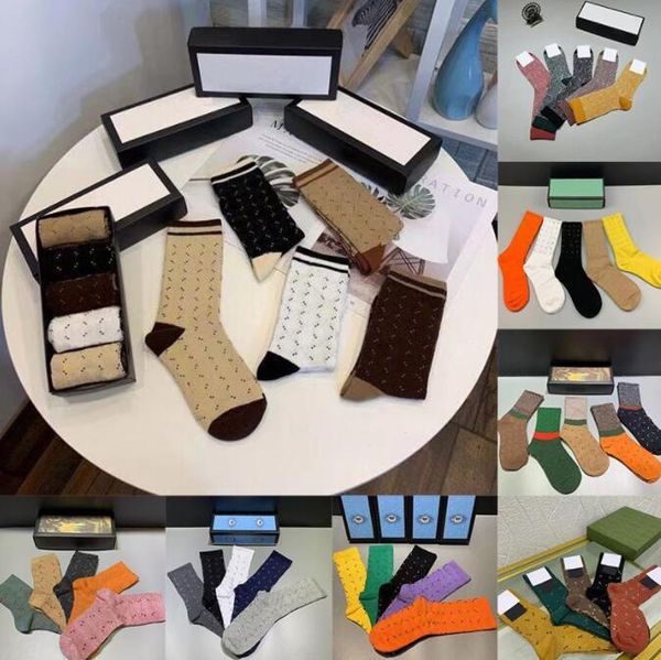 22ss 20color brand letters designer men women socks street style stripe luxury sports basketball winter net letter knit sock, Black
22ss 20color brand letters designer men women socks street style stripe luxury sports basketball winter net letter knit sock, Black