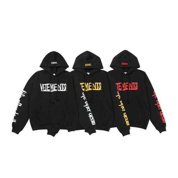 Correct version 2021 new letter graffiti slogan VTM printed men's and women's loose hooded sweater trendy net red, Black
Correct version 2021 new letter graffiti slogan VTM printed men's and women's loose hooded sweater trendy net red, Black