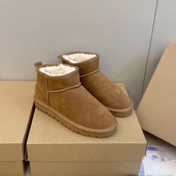 2021 cowhide women winter warm antiskid wool short boots designer snow non-slip classic fashion girls lady snowankle sunflower designers boo, Black
2021 cowhide women winter warm antiskid wool short boots designer snow non-slip classic fashion girls lady snowankle sunflower designers boo, Black