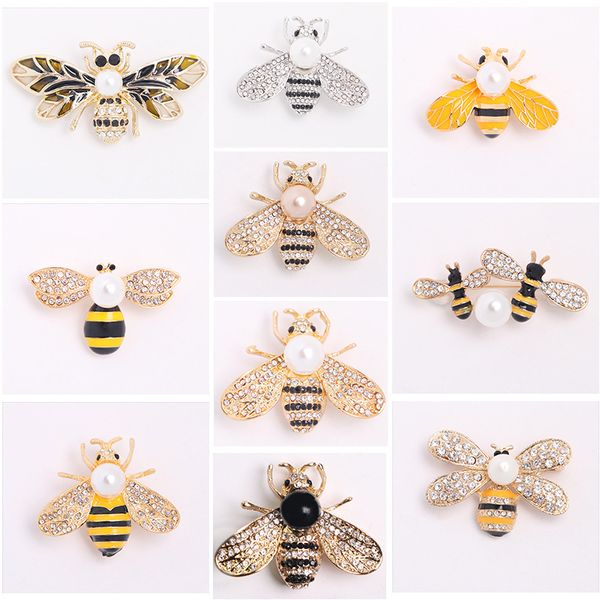 luxury designers bee light proof pearl inlaid diamond clothing oil dripping insect brooch xmas gifts, Gray
luxury designers bee light proof pearl inlaid diamond clothing oil dripping insect brooch xmas gifts, Gray