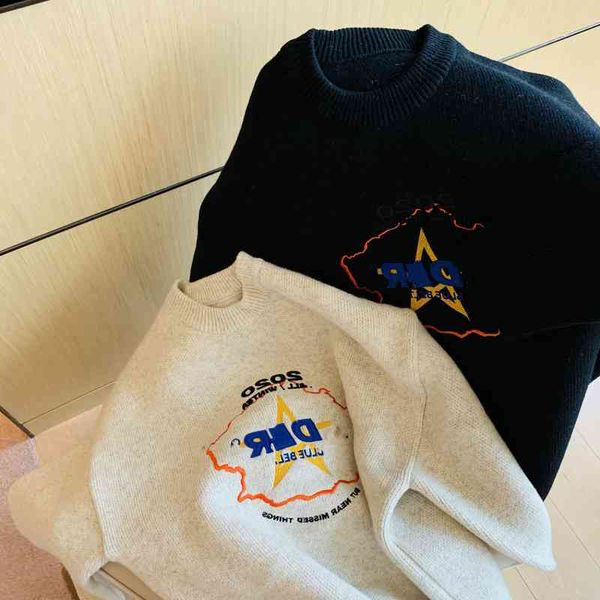 ader loose sweater men women five-pointed star embroidery patch vintage wool adererror couple knit, Black;white
ader loose sweater men women five-pointed star embroidery patch vintage wool adererror couple knit, Black;white