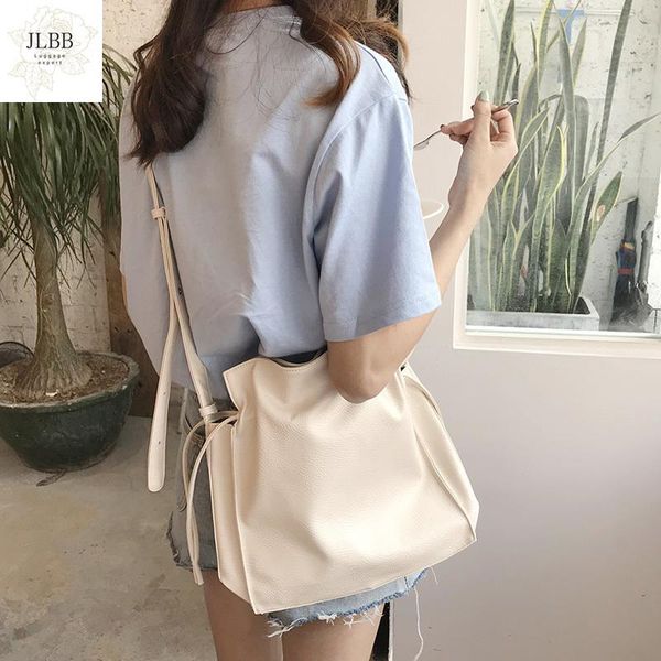 cross body kpop casual crossbody bags for women messenger bag soft pu leather female bucket shoulder large capacity handbag bolsa totes
cross body kpop casual crossbody bags for women messenger bag soft pu leather female bucket shoulder large capacity handbag bolsa totes