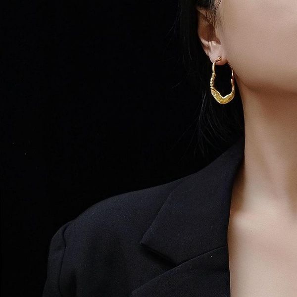 hoop & huggie wholesale jewelry gift fashion spring wire flower earrings for women trendy gold color stainless steel ear cuffs brincos, Golden;silver
hoop & huggie wholesale jewelry gift fashion spring wire flower earrings for women trendy gold color stainless steel ear cuffs brincos, Golden;silver