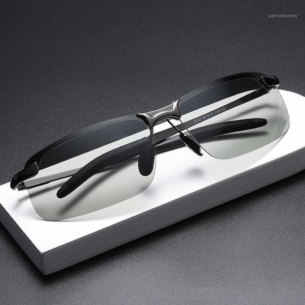 sunglasses 2021 polarized smart color changing outdoor sports driving night vision glasses men, White;black
sunglasses 2021 polarized smart color changing outdoor sports driving night vision glasses men, White;black