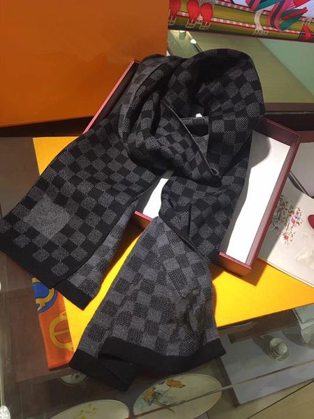 2021 high-quality men's cashmere scarf classic plaid cashmere scarf men's and women's fashion brand scarf, Blue;gray
2021 high-quality men's cashmere scarf classic plaid cashmere scarf men's and women's fashion brand scarf, Blue;gray