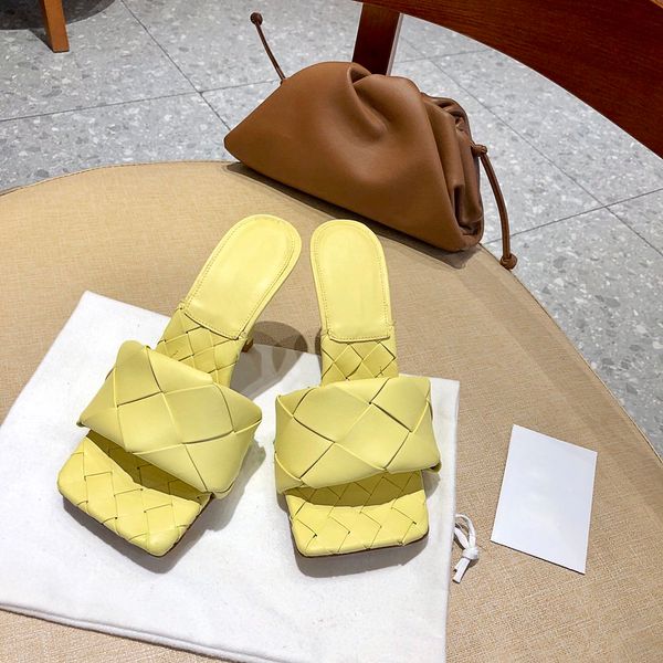 2021ss women slide sandal slipper braided 3 candy colors option outdoor beach slides with high heel slippers fabric leather flip flops with, Black
2021ss women slide sandal slipper braided 3 candy colors option outdoor beach slides with high heel slippers fabric leather flip flops with, Black