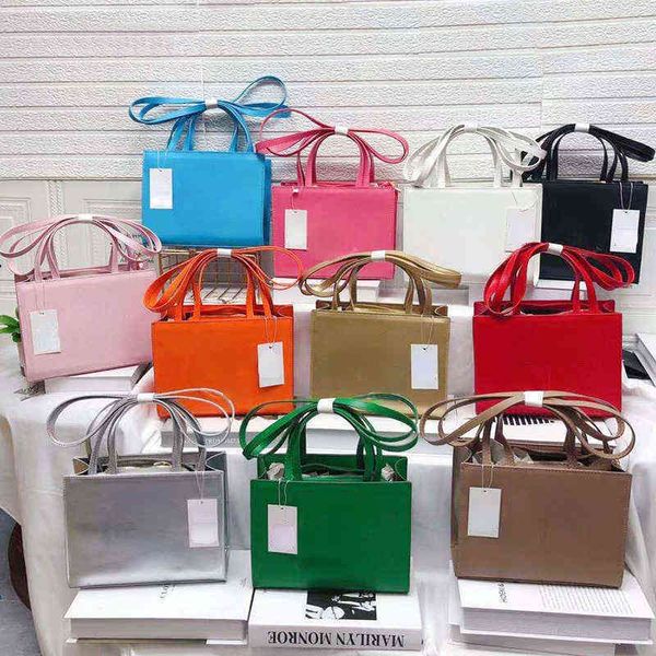 shoulder bags 2022 women handbag shoppers bolso tote diseador designer mujer bolsa femenina marca famosa hombro novedad vintage purses 1215
shoulder bags 2022 women handbag shoppers bolso tote diseador designer mujer bolsa femenina marca famosa hombro novedad vintage purses 1215