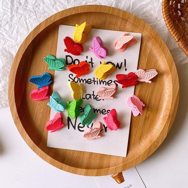 hair accessories mini butterfly claw for women girls plastic sweet clips crab simple chic clip, Slivery;white
hair accessories mini butterfly claw for women girls plastic sweet clips crab simple chic clip, Slivery;white