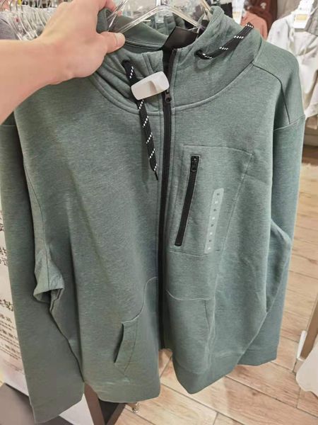 luxury factory outlet brand hoodie gap men's solid color hooded basic casual sweater 608028 2021 autumn new sports coat, Black
luxury factory outlet brand hoodie gap men's solid color hooded basic casual sweater 608028 2021 autumn new sports coat, Black