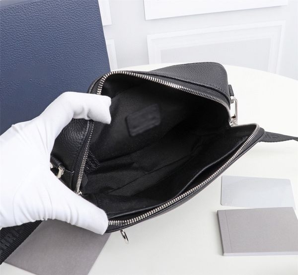 women men bags new fashion shoulder bags genuine leather saddle zipper hand bag shoulder bag messenger crossbody handbag purses
women men bags new fashion shoulder bags genuine leather saddle zipper hand bag shoulder bag messenger crossbody handbag purses