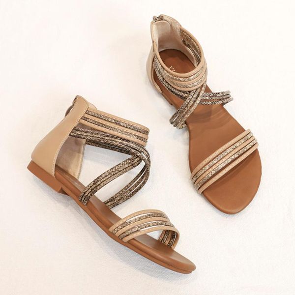 nice 2021 summer flat sandals women outdoor beach shoes strap rome sandalias mujer plus size 42 woman fashion open toe cross, Black
nice 2021 summer flat sandals women outdoor beach shoes strap rome sandalias mujer plus size 42 woman fashion open toe cross, Black