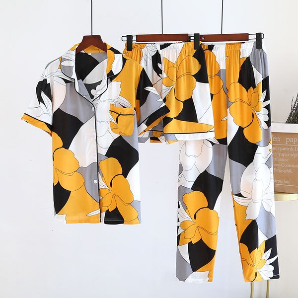 2021 new women's spring summer100%viscose pajamas three-piece short sleeve shorts + trousers soft and comfortable homewear inls, Black;brown
2021 new women's spring summer100%viscose pajamas three-piece short sleeve shorts + trousers soft and comfortable homewear inls, Black;brown