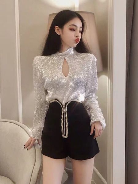 2021 new chic sequined long sleeve women bling t-shirts lady shiny club shirts high collar chest cutout a3n3, White
2021 new chic sequined long sleeve women bling t-shirts lady shiny club shirts high collar chest cutout a3n3, White