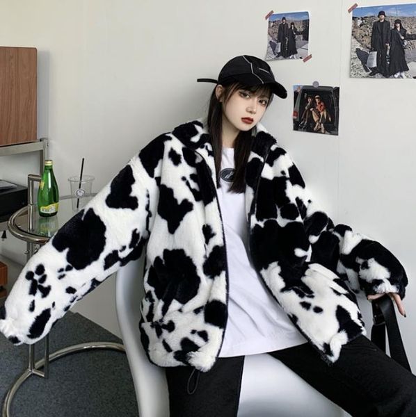 sporty style stand-up collar fur fleece jacket women autumn/winter loose plus cotton top, Black
sporty style stand-up collar fur fleece jacket women autumn/winter loose plus cotton top, Black