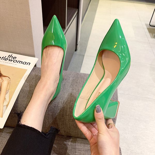 sandals high heels women 2021 spring new fashion simple pointed toe chunky heel solid color glossy patent leather fabric work shoes women, Black
sandals high heels women 2021 spring new fashion simple pointed toe chunky heel solid color glossy patent leather fabric work shoes women, Black