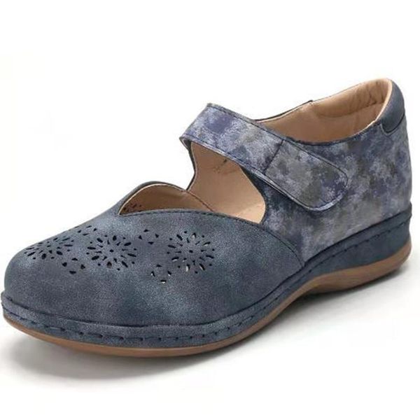women sandals vintage pu leather summer hollow out ladies shoes spring 2021 new casual hook loop female footwear plus size 35-43, Black
women sandals vintage pu leather summer hollow out ladies shoes spring 2021 new casual hook loop female footwear plus size 35-43, Black