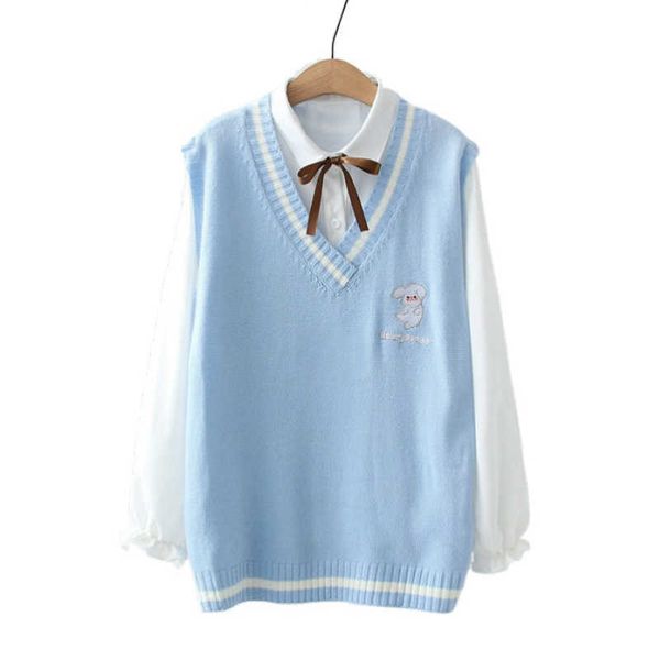 women sets cartoon embroidery sleeveless v-neck knitted vest and solid lace up blouse shirts winter preppy 2 piece clothes 210526, White
women sets cartoon embroidery sleeveless v-neck knitted vest and solid lace up blouse shirts winter preppy 2 piece clothes 210526, White